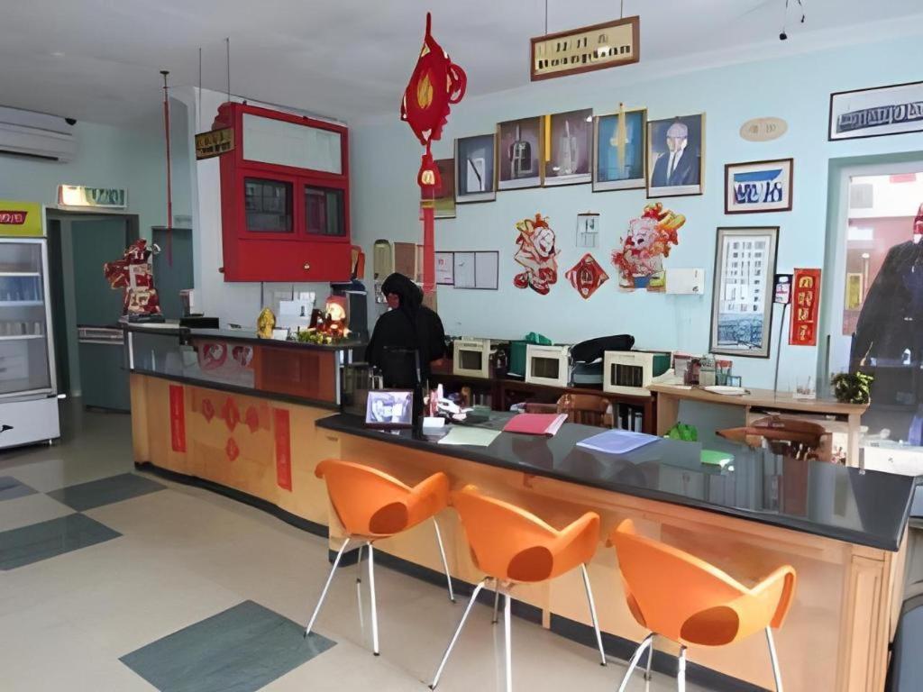 Hotel Hung Hung Kuching Zewnętrze zdjęcie
