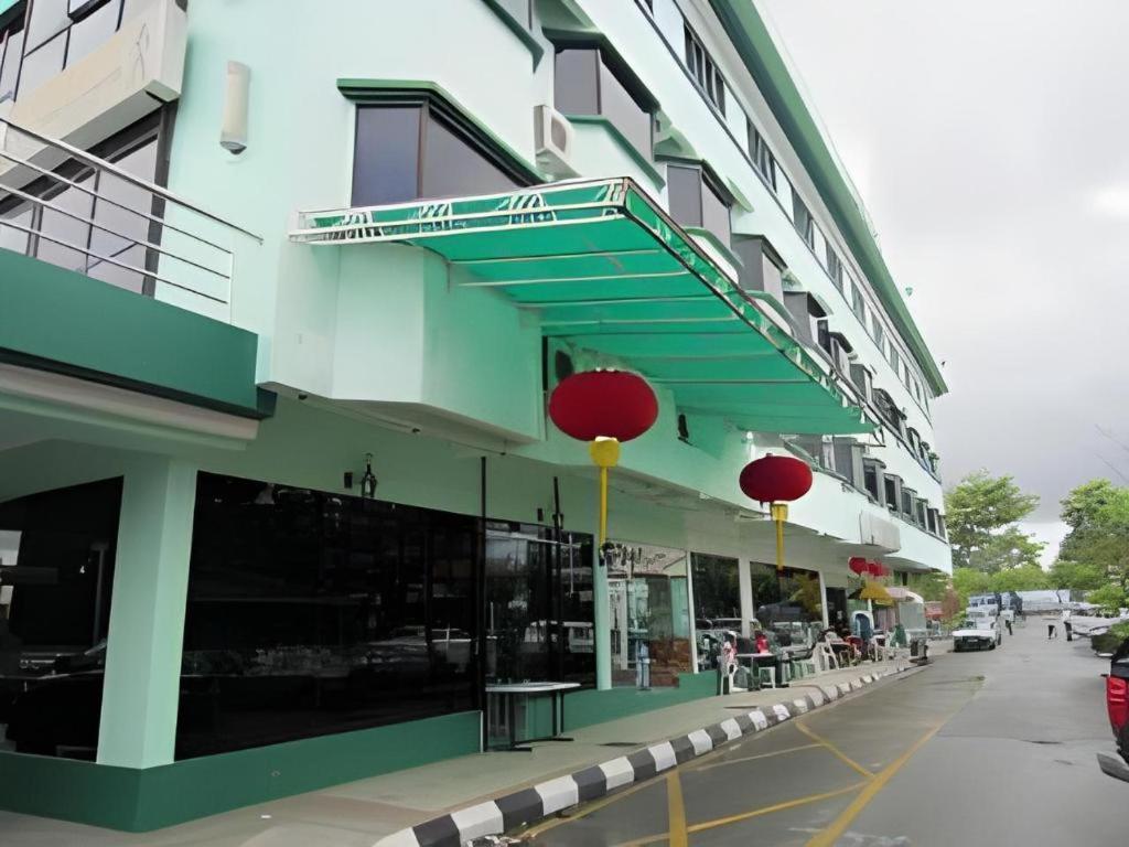 Hotel Hung Hung Kuching Zewnętrze zdjęcie
